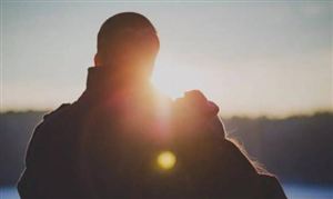 日租男友30分鐘190元 單身經濟下個人搬家行業發展前景及投資分析