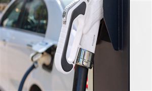 目前新能源銷量進一步火爆 新能源汽車行業市場現狀