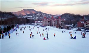 2025年我國冰雪產業總規模預計1萬億元  冰雪行業市場發展迎爆發期