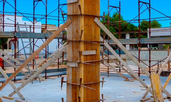 中國建筑木模板產業競爭格局 中國建筑木模板行業經濟環境分析