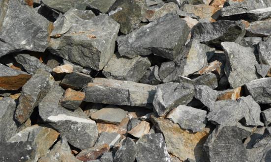 磷酸鐵鋰材料市場發展現狀 磷酸鐵鋰材料市場供需格局分析