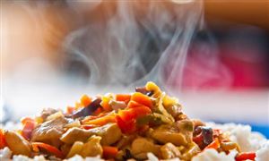 自熱食品市場(chǎng)有多大?自熱食品消費(fèi)群體與消費(fèi)場(chǎng)景調(diào)研2023