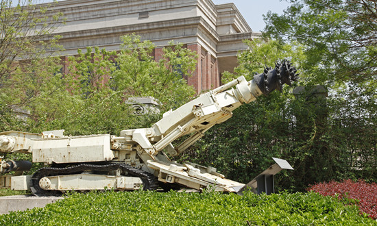 礦山制造全自動電磁掛梁起重機 礦山設備行業市場分析