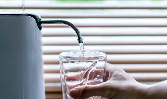 凈水機(jī)市場深度調(diào)查研究報(bào)告 中國凈水滲透率尚不到20%，市場還有很大的增長空間