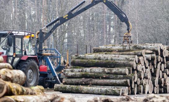 2023年林業機械行業發展現狀分析 中國園林機械凈出口額將進一步擴大