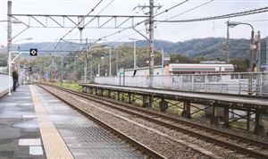 我國“八縱八橫”高鐵網主通道已建成投產3.53萬公里 中國鐵路建設行業發展現狀解析2023