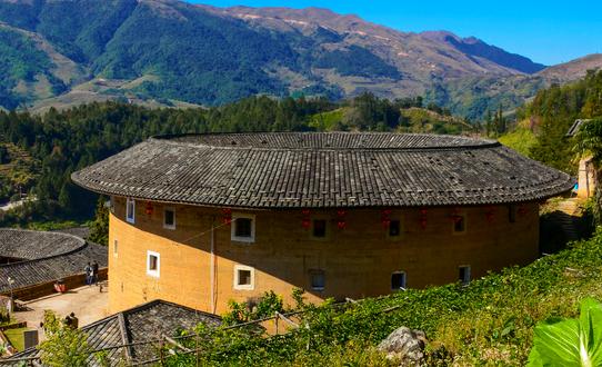 傳統觀光旅游模式加速消退 2023年中國周邊旅游行業市場現狀分析