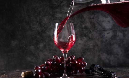 2023年紅酒市場現狀調查分析 高端紅酒行業發展分析