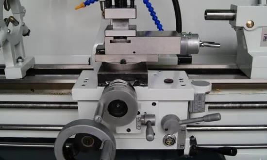 機床行業發展現狀趨勢研究 數字化、智能化技術成機床工具發展加速器