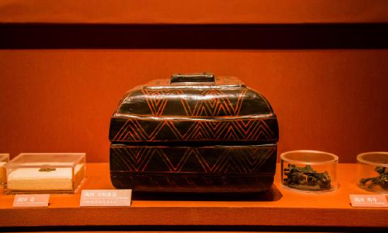 漆器工藝品行業現狀與發展趨勢分析