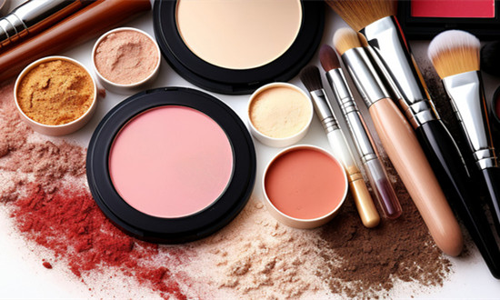 高檔化妝品行業(yè)市場競爭現(xiàn)狀及發(fā)展態(tài)勢分析