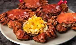 大閘蟹仍處在上市旺季 又降價了 大閘蟹每只跌破10元 大閘蟹行業市場發展分析