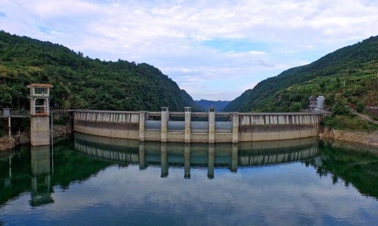 2024年中國水力發(fā)電行業(yè)發(fā)展現(xiàn)狀及行業(yè)競(jìng)爭(zhēng)格局