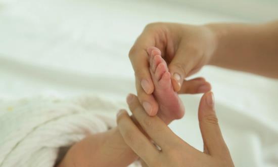 2024母嬰保健行業發展前景與投資機會：2024年達7.63萬億元