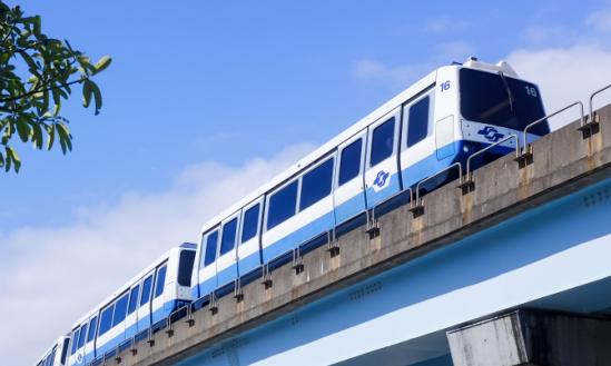 輕軌作為改善城市交通現狀的有效載體  成為現代化大都市的重要選擇  我國輕軌發展現狀