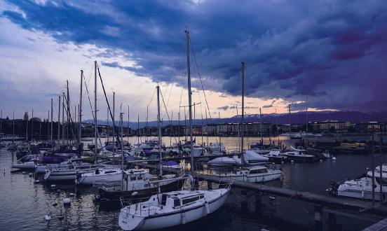 行業分析：中國游艇旅游產業一年產值約40億元 當前國內外船艇產業的發展趨勢如何?