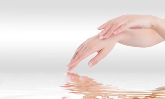 2024年中國護手霜行業產業鏈供需布局分析及重點企業情況