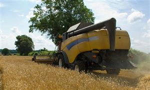 農(nóng)業(yè)機(jī)械行業(yè)發(fā)展如何我？中國農(nóng)業(yè)機(jī)械市場環(huán)境及政策環(huán)境分析