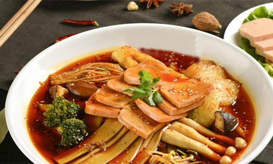 “甘肅麻辣燙”火爆出圈 麻辣燙行業(yè)現(xiàn)狀及前景分析