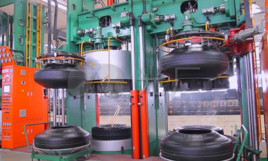 2024年中國力車胎成型機行業的產業鏈上下游結構及發展前景