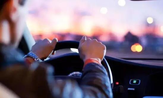 代駕行業市場前瞻與市場需求分析：將形成千億級大市場