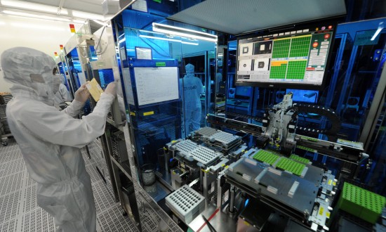 2024年中國電子信息制造業的市場發展現狀及發展趨勢