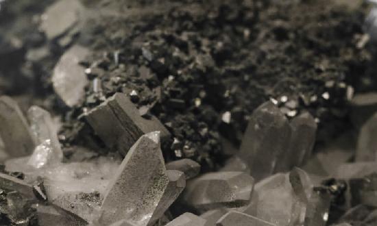 2024年藍寶石行業應用狀況及市場競爭分析