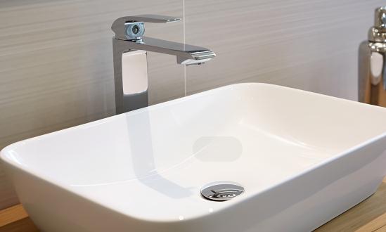 中國智能水龍頭行業(yè)市場應(yīng)用現(xiàn)狀及上下游產(chǎn)業(yè)鏈分析