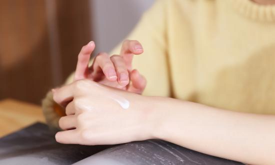 中國護手霜行業發展總體概述與產業鏈構成分析