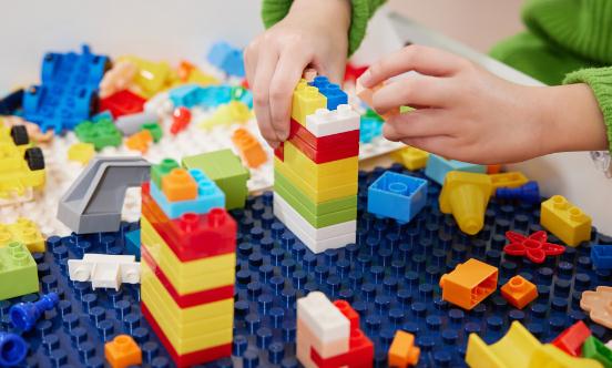 2024積木產業鏈供需布局及市場消費格局分析