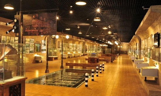 2024年中國博物館旅游行業的產業鏈上下游結構及投資趨勢分析