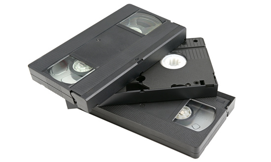 2024年中國磁帶庫市場驅(qū)動因素、磁帶庫主要細分市場及行業(yè)未來發(fā)展投資前景趨勢