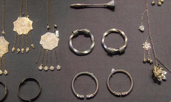 2024白銀市場現狀：白銀價格飆漲 白銀飾品的需求也顯著增長