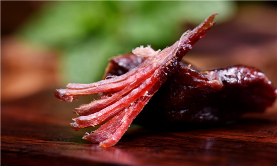 2024年中國牛肉干市場驅(qū)動因素、牛肉干主要細分市場及行業(yè)未來發(fā)展投資前景趨勢