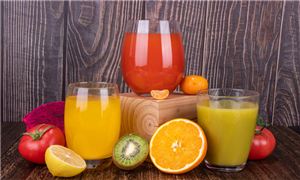 飲料行業創新突圍：破解同質化競爭與健康化升級矛盾