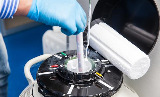 2025年中國智慧實驗室行業(yè)發(fā)展?jié)摿Ψ治黾拔磥碲厔蓊A(yù)測