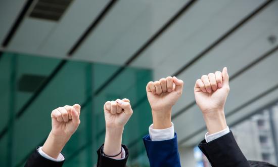 2025中國商務艇市場:從“小眾玩具”到“水上經濟新引擎”