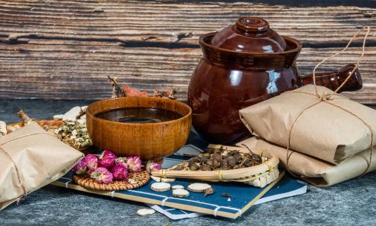 2025中國(guó)中藥針劑行業(yè)：政策、需求、技術(shù)“三重浪”怎么疊加?