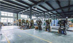 智慧工廠行業戰略洞察 全球工業AI轉型路線圖與價值創造新范式